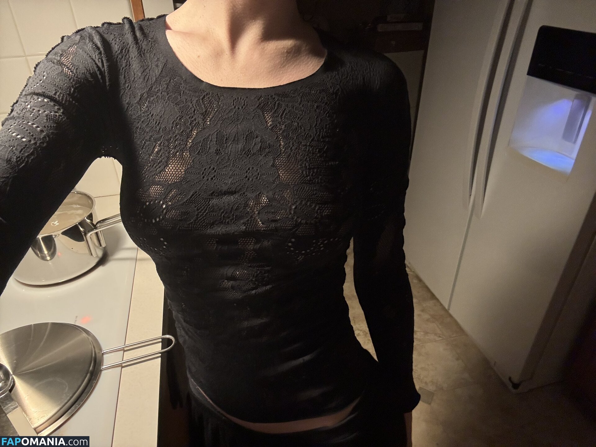 https: / zoeloveshouses / zoeplzshutup Meztelen OnlyFans  Kikerült fotó #2