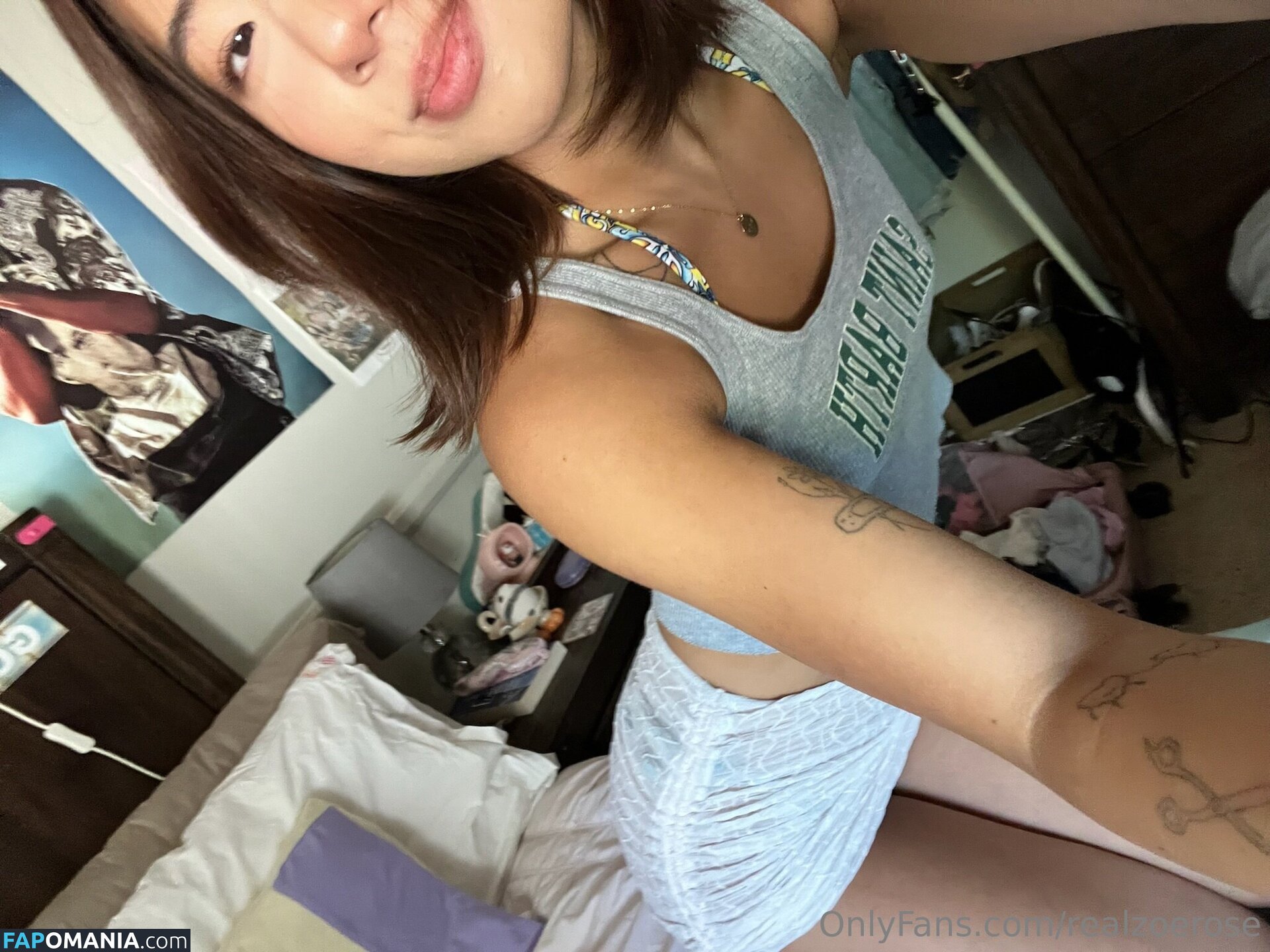 realzoerose / zoeroseee Meztelen OnlyFans  Kikerült fotó #3